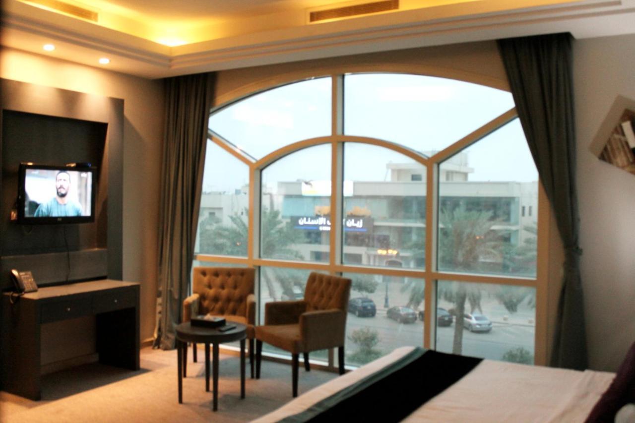 Business Inn Tahlia Hotel Riyadh Exterior photo