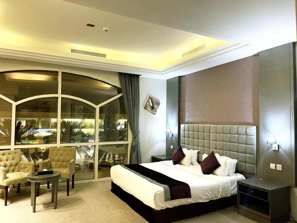 Business Inn Tahlia Hotel Riyadh Exterior photo