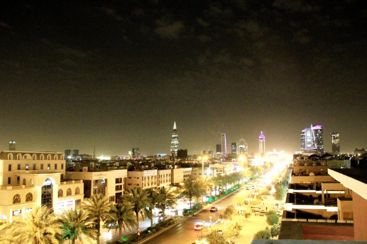 Business Inn Tahlia Hotel Riyadh Exterior photo