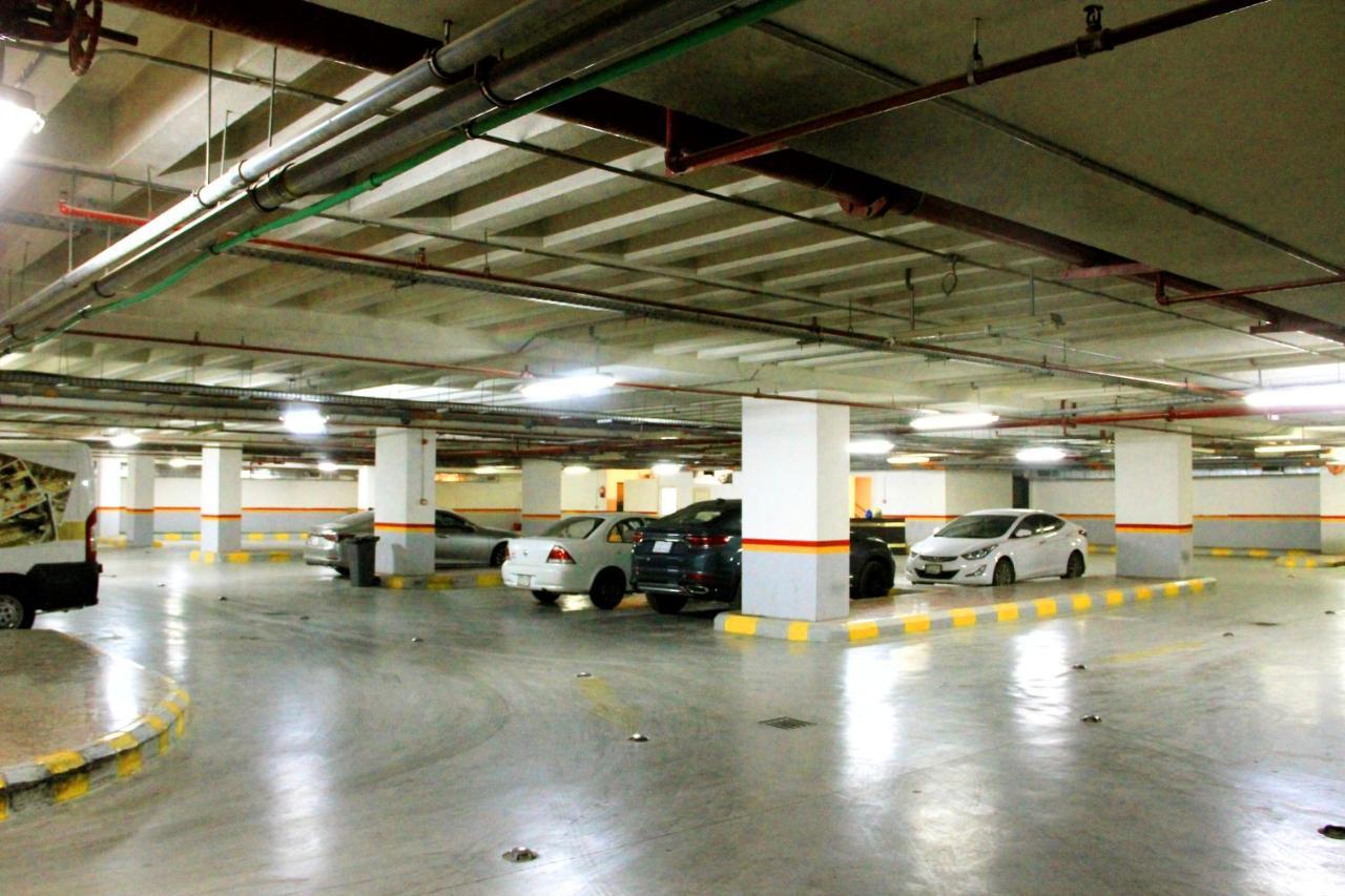 Business Inn Tahlia Hotel Riyadh Exterior photo
