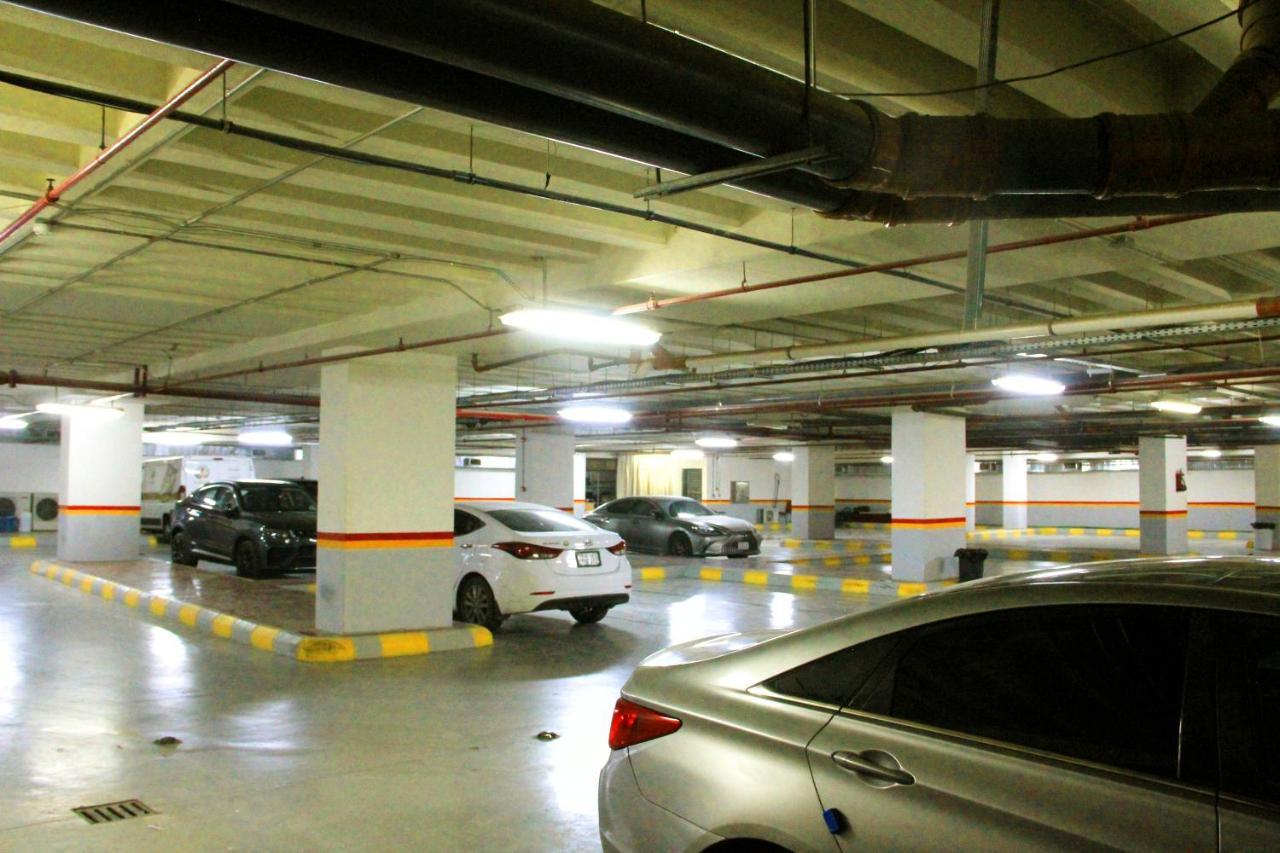 Business Inn Tahlia Hotel Riyadh Exterior photo