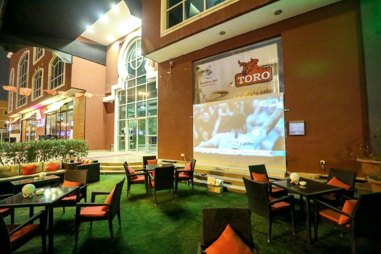 Business Inn Tahlia Hotel Riyadh Exterior photo